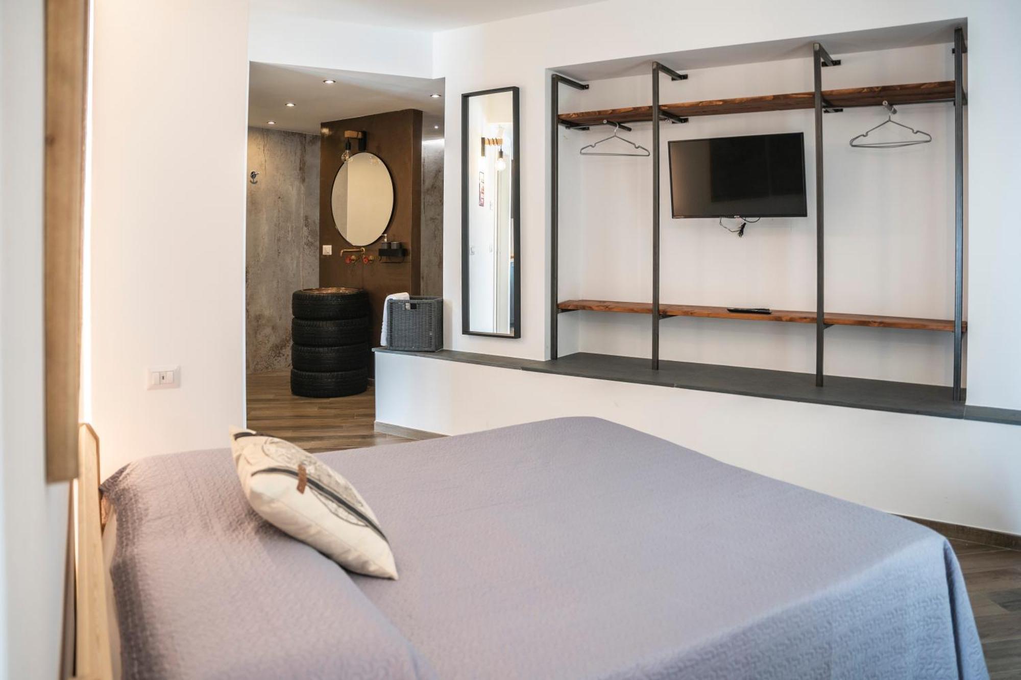 Vespa Apartments Moneglia Habitación foto
