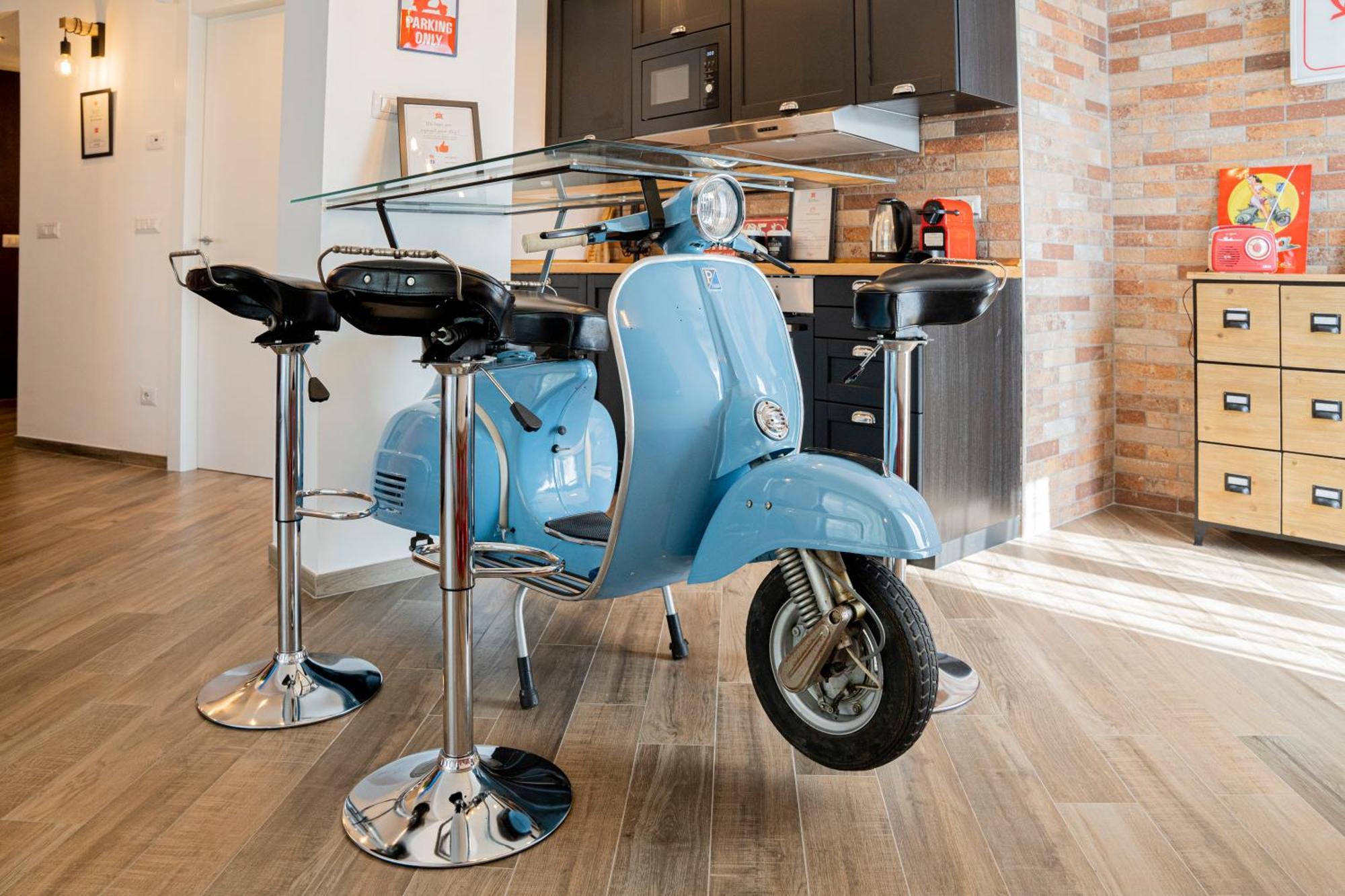 Vespa Apartments Moneglia Habitación foto